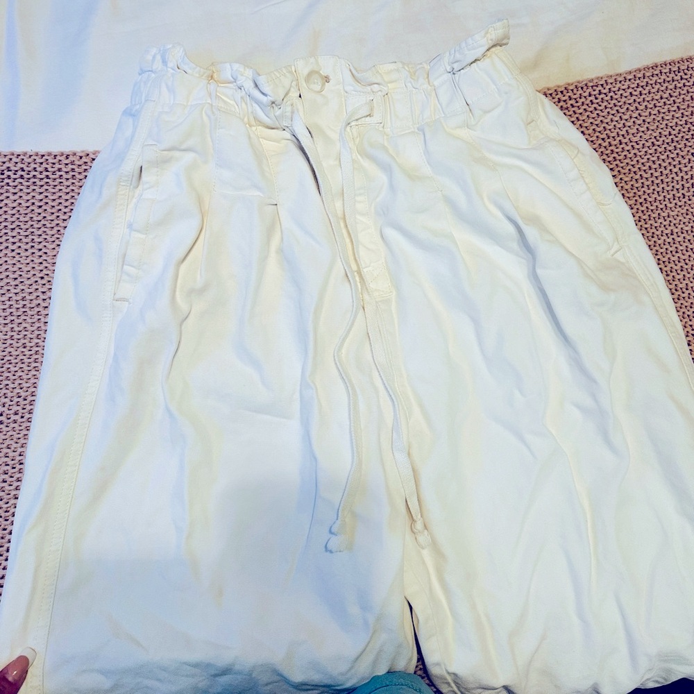 Free People - Large White Scrunch Waist Business Pants